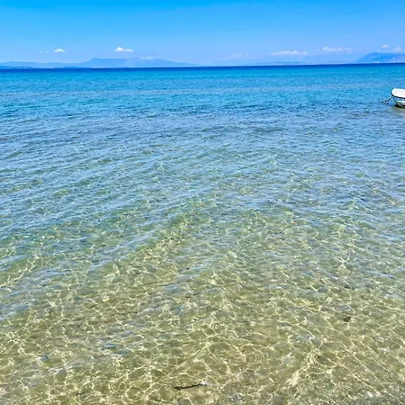 Дом отдыха Seafront Melachrinou Molos (Corfu)